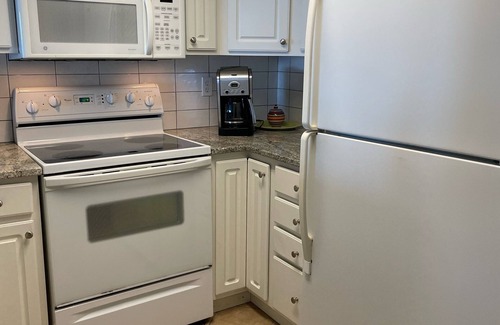 Ono Island Condo | GULF FRONT! 2BR, 2BA CONDO IN PERDIDO KEY!