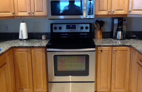 Indian Rocks Beach Condo | Gulf Front, Beautifully Renovated, Clean!