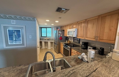 Ono Island Condo | Gulf Front Condo with Stunning Views!
