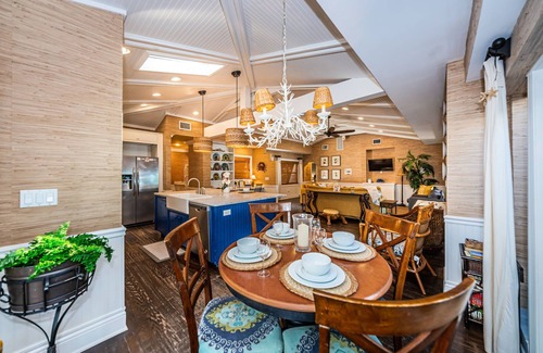 Clearwater Beach House | Gulf Front Dreams | Private Pool | Beachfront