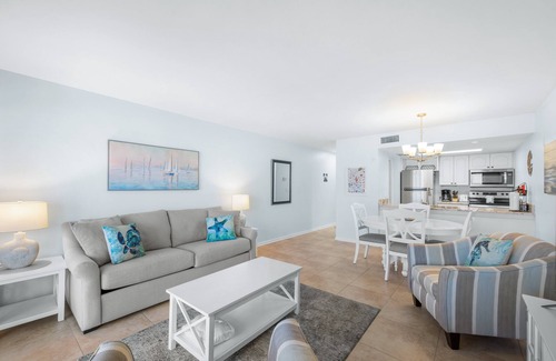 Captiva Condo | Gulf Front! Now 20% off rates from now until Thanksgiving!