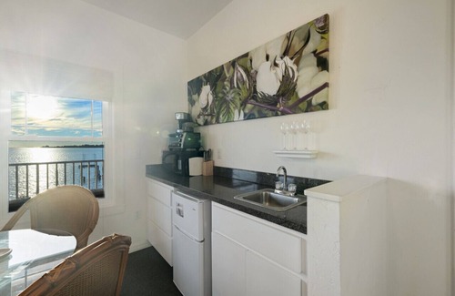 Cedar Key House | Gulf Front sunset stilt house with amazing sunsets