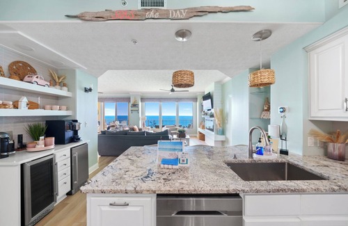 Thomas Drive Condo | Gulf Front with 40' Balcony waiting on you!