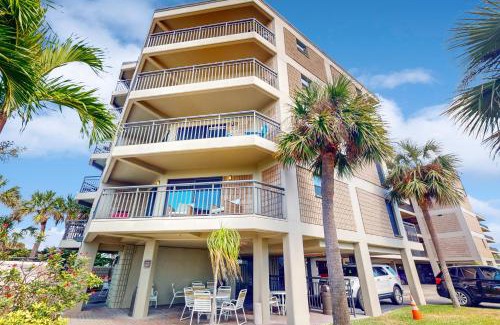 St. Pete Beach Apartment | Gulf Strand Resort 308