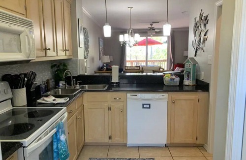 Dauphin Island Condo | Gulf view 2 Bedroom, 2.5 Bath condo on beautiful Dauphin Island.