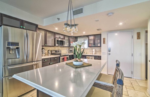 Hudson Condo | Gulf-View Hudson Condo in Waterfront Resort!
