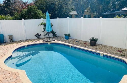 Gulfport House | Gulfport 5/5 Pool Free Wi-fi Parking House