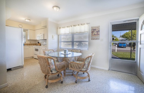 Bayview House | Gulfport Marina District, Near Beach & Downtown
