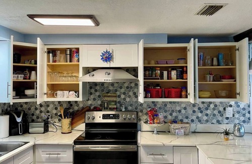 Lakewood Villas House | Gulfside Getaway - Beaches & Downtown