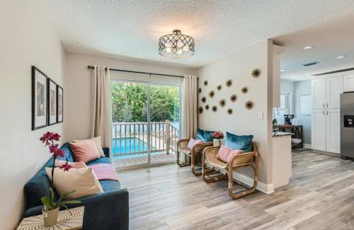Seminole House | Gulfside Retreat Big Family Near Clearwater StPete