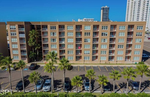 South Padre Island Condo | Gulfview II #410 Luxe