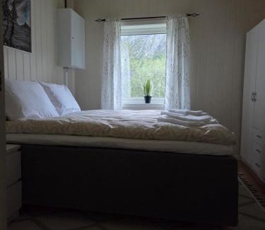 Torsken House | Gulhjem I Gryllefjord