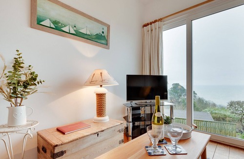 Stoke Fleming House | Gulls Cry - Two Bedroom House, Sleeps 3