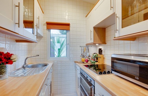 Stoke Fleming House | Gulls Cry - Two Bedroom House, Sleeps 3