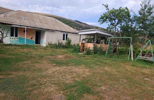 Tsalka House | Gumbati