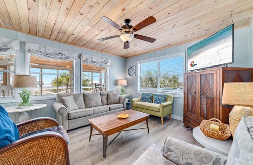 Surf Side Shores House | Gumbo YaYa