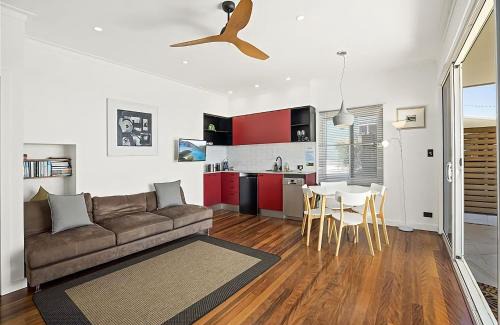 Scotts Head Apartment | Gurruja Retreat