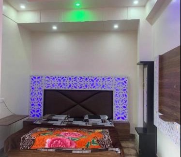 Bullawala Hotel | Guru Sharnam Guest House