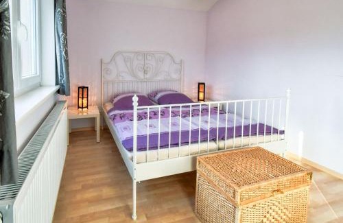 Gustow House | Gustow Garden Retreat, cleaning included