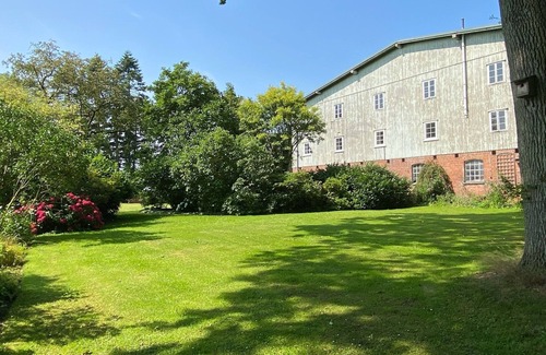 Oederquart Apartment | Gut-Neuhof