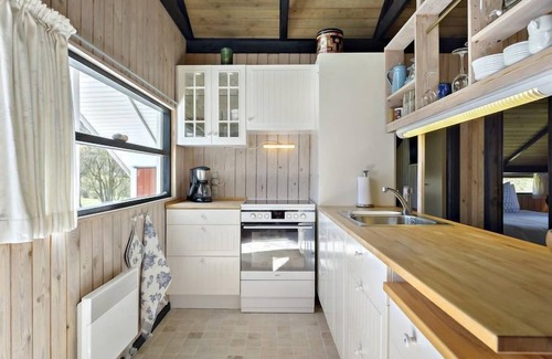 Spodsbjerg House | "Guthki" - 275m from the sea by Interhome