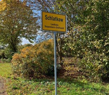 Schmatzin Apartment | Gutshaus Schlatkow