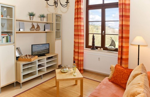 Kaegsdorf Apartment | Gutshaus von Bülow - 19-05 - Gutshaus von Bülow 2 km west of Kühlungsborn (Objekt