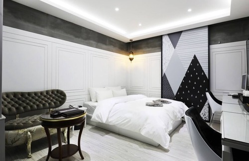 Gwangmyeong Hotel | Gwangmyeong W Hotel
