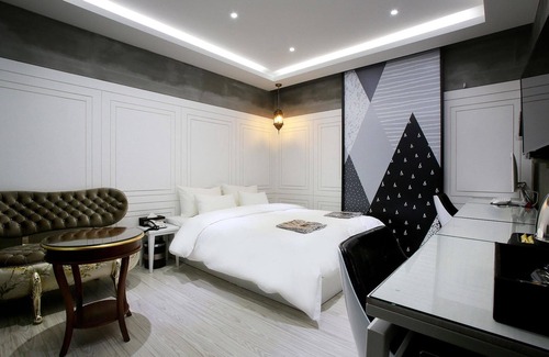 Gwangmyeong Hotel | Gwangmyeong W Hotel