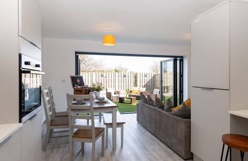 Llanfaelog House | Gwel Y Mynydd - A brilliant holiday home on Anglesey