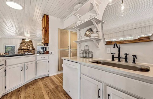 Siloam Springs Cottage | Gwen's Nest- a unique luxury, family cottage in the woods!