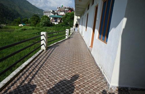 Rajgarhi House | Gyani Home Stay By WB Homes