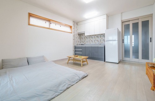 Gyeongju House | Gyeongju Unoiya Pension