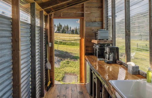 Sandpoint RV Rental | Gypsy bell tent on Lake Pend Oreille in Sandpoint