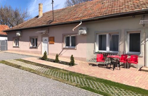 Sarospatak House | Három Tarka Macska Apartmanok