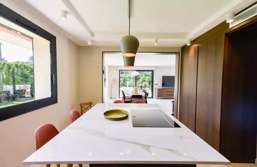 Mougins Villa | Häuser & Villen für 12 Personen
