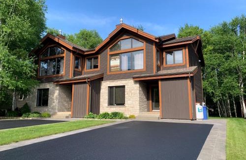 Saint Ferreol les Neiges Ski Chalet | Hébergement JFL