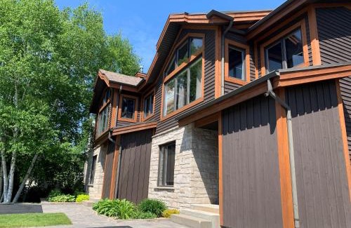 Saint Ferreol les Neiges Ski Chalet | Hébergement JFL
