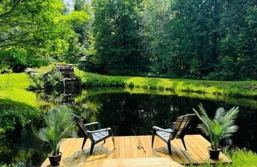 Sainte-Beatrix House | Hôtel à la maison - Eau petit lac