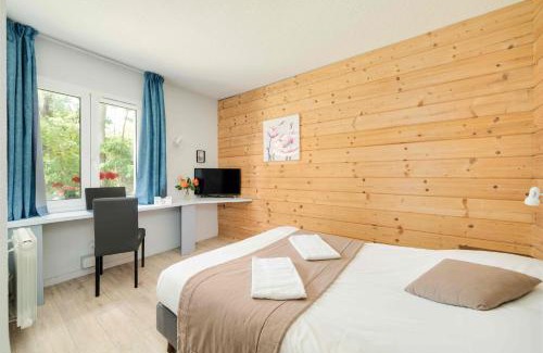 Moncel-les-Luneville Hotel | Hôtel Acacia Nancy sud Lunéville