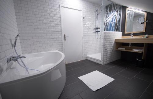 Onet-le-Chateau Hotel | Hôtel Bastide