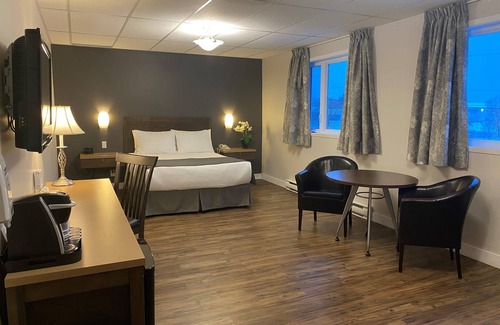 Montmagny Regional County Municipality Hotel | Hôtel Centre-Ville