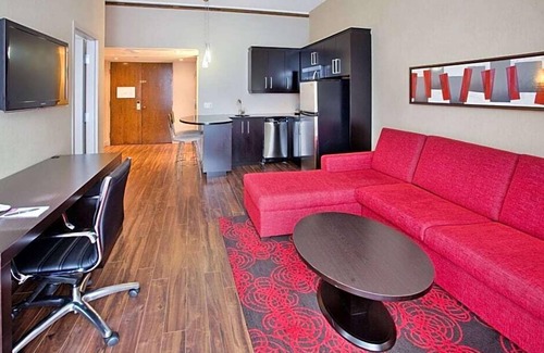 Hull Hotel | Hôtel Chateauneuf Gatineau—Ottawa