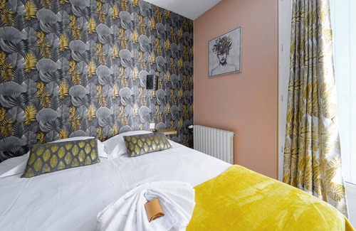Marsac-sur-l'Isle Hotel | Hôtel de la Beauronne