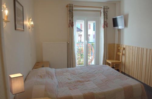 Malbuisson Hotel | Hôtel de la Poste