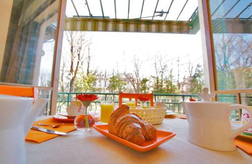 Beziers City Centre Hotel | Hôtel Des Poètes avec parking sur réservation
