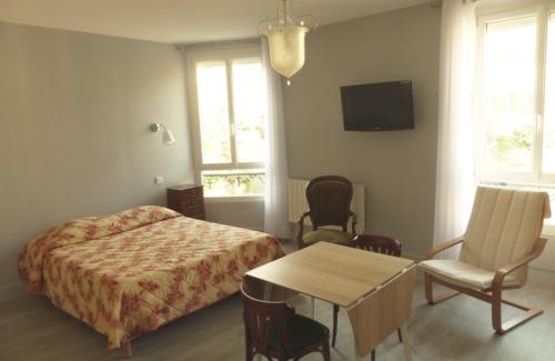 Bourbon-l'Archambault Hotel | Hôtel des Thermes