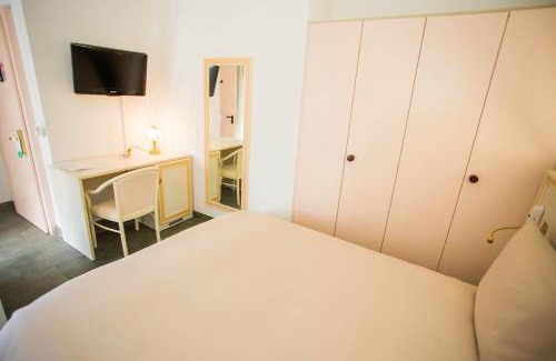 Villeneuve Hotel | Hôtel du Port