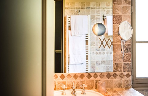 Vals-les-Bains Hotel | Hôtel Helvie