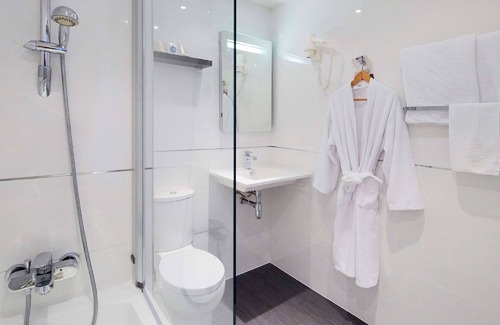 Bezons Hotel | Hôtel Kyriad Paris Bezons - La Défense